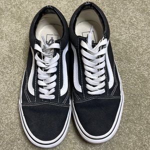 Black Van sneakers 6.5 men/8 women